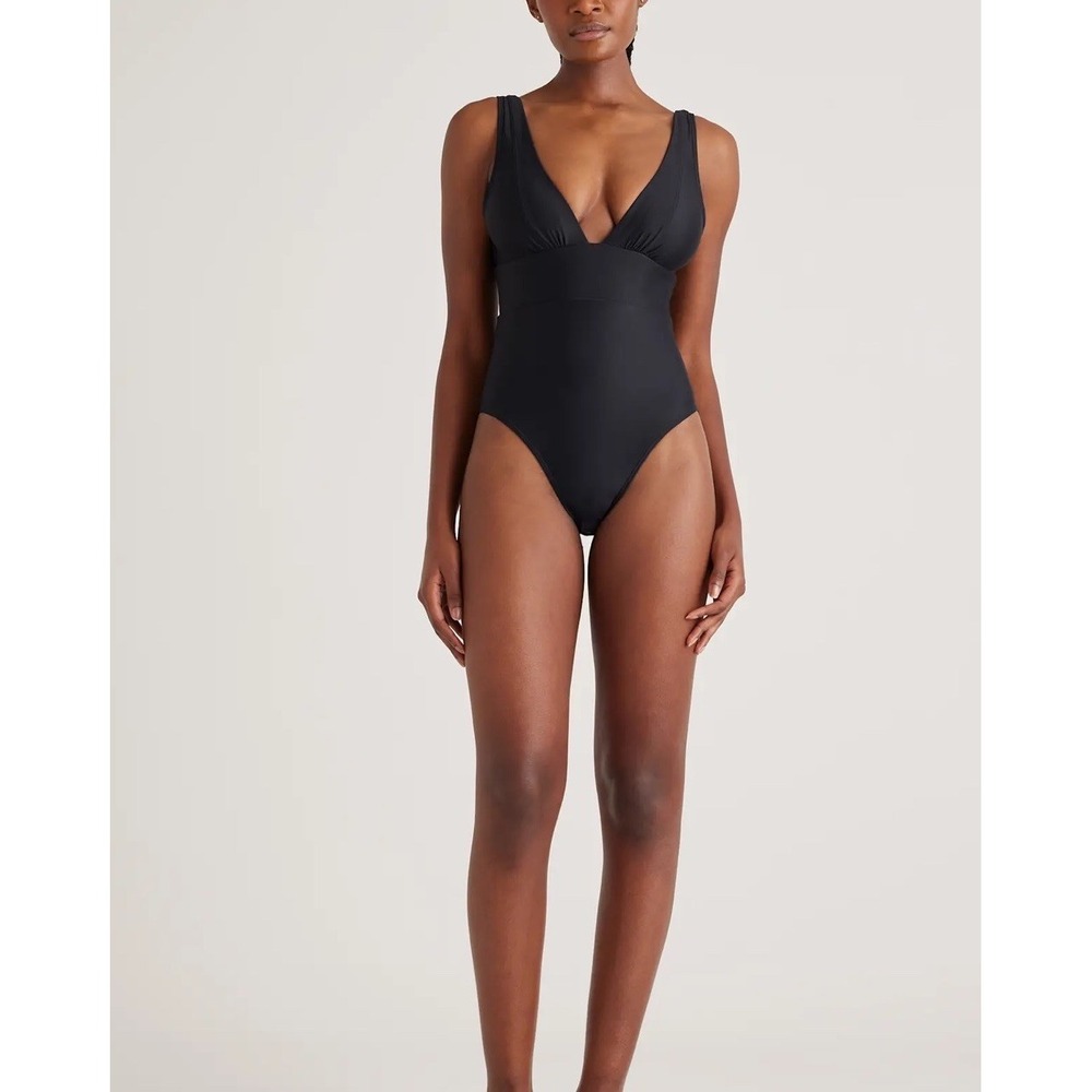 NWT Quince Black Italian Plunge One-Piece Swimsuit Size Large
